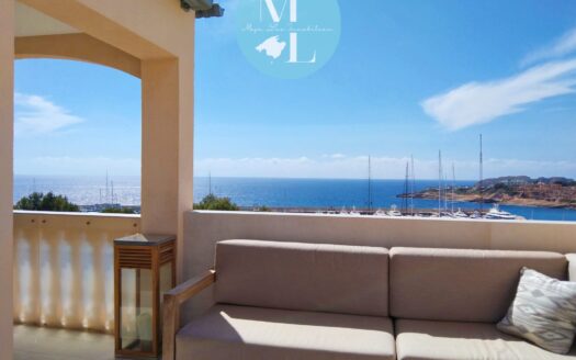 Atico con vistas al mar en El Toro - Port Adriano