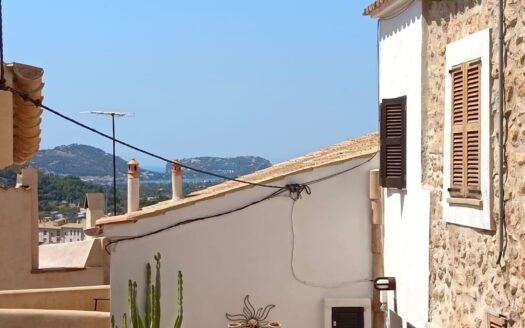 Ibiza-Style Hideaway im Herzen von Andratx Dorf