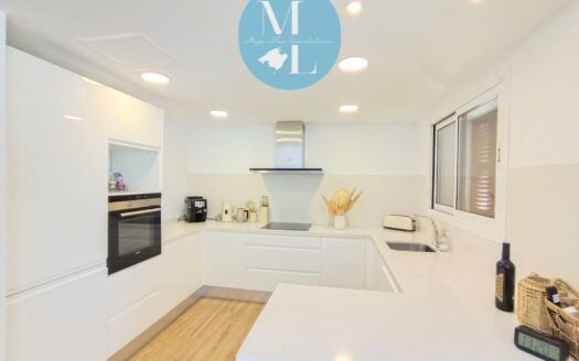 Modernes, komplett renoviertes Haus in geschlossener Wohnanlage in Nova Santa Ponsa