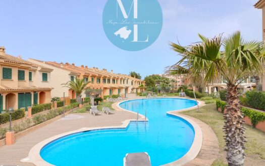 Duplex Wohnung mit Meerblick und eigenem Garten