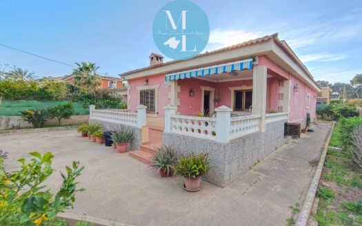 Mediterranes Familienhaus in El Toro zu Vermieten