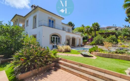 Exklusive komplett sanierte Villa mit traumhaftem Blick in Nova Santa Ponsa