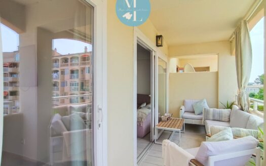 Modern renovierte Wohnung mit Meerblick in Port Adriano