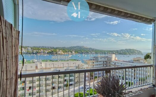 Charmante Wohnung in zweiter Meereslinie mit traumhaftem Meerblick in Santa Ponsa